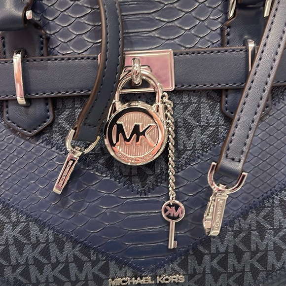 Michael Kors Hamilton Small Satchel Shoulder Crossbody Bag 
Navy Multi 
NWT - Picture 2 of 16